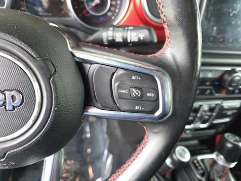 Used 2018 Jeep Wrangler Unlimited Rubicon w/ Dual Top Group image 25