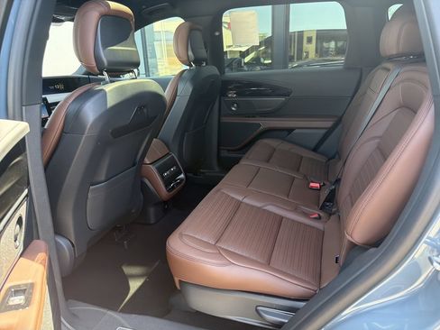 New 2026 Lincoln Nautilus Reserve w/ Jet Appearance Package AWD/4WD image 6