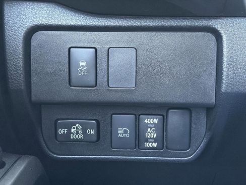 Used 2021 Toyota Tacoma TRD Sport w/ Technology Package RWD image 33
