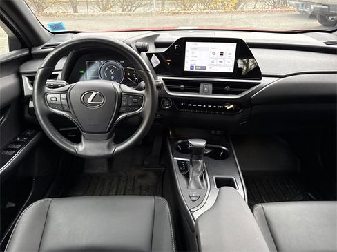 Used 2023 Lexus UX 250h AWD image 11