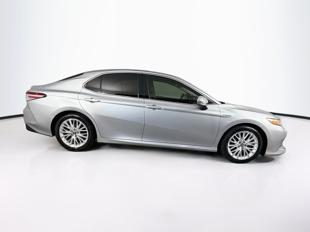 Used 2018 Toyota Camry XLE w/ Audio Package FWD image 11