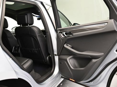 Certified 2026 Porsche Macan Turbo AWD/4WD image 54