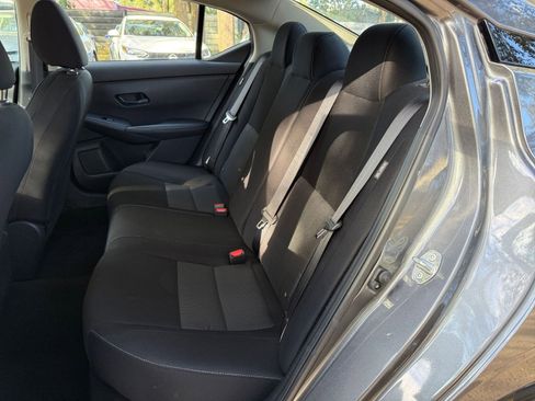 Used 2025 Nissan Sentra SV image 34