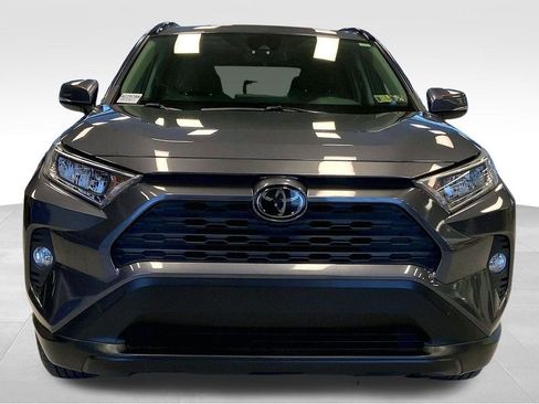 Used 2019 Toyota RAV4 XLE image 3