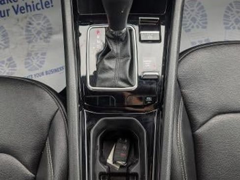 Used 2025 Jeep Compass Limited AWD/4WD image 17
