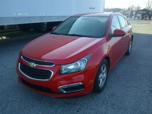 Used 2016 Chevrolet Cruze LT image 1