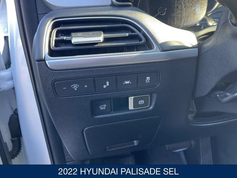Used 2022 Hyundai Palisade SEL w/ 8P Bench Seat Package AWD/4WD image 30