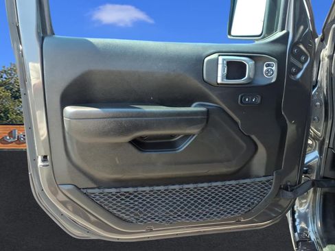 Used 2023 Jeep Wrangler Unlimited Sport AWD/4WD image 11