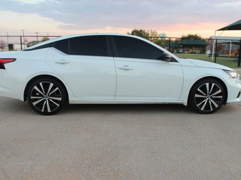 Used 2020 Nissan Altima 2.5 SR image 7