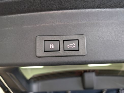 New 2025 Subaru Ascent Touring w/ Popular Package #2 image 28