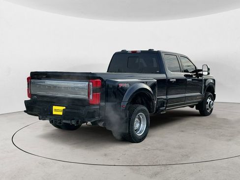 Used 2025 Ford F350 Platinum w/ Platinum Plus Package image 5