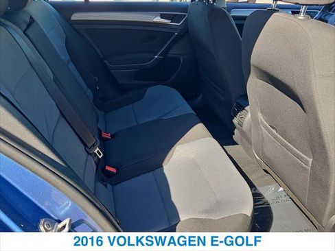 Used 2016 Volkswagen e-Golf SE w/ DC Fast Charging Package FWD image 23