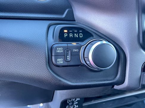 Used 2024 RAM 2500 Big Horn image 22