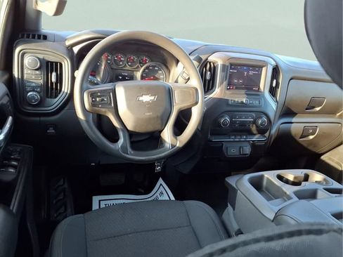 Used 2020 Chevrolet Silverado 2500 W/T w/ WT Convenience Package AWD/4WD image 4