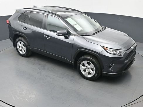 Used 2021 Toyota RAV4 XLE w/ Convenience Package AWD/4WD image 47