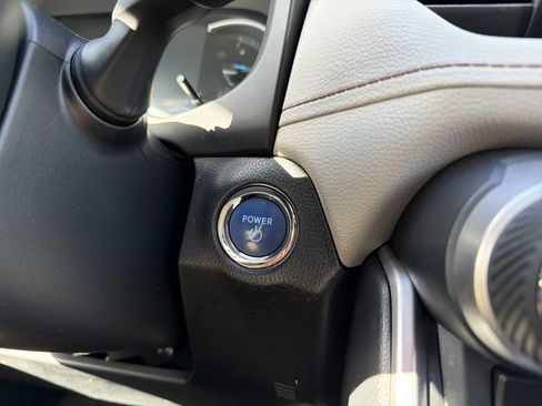 Certified 2019 Toyota RAV4 Limited image 20