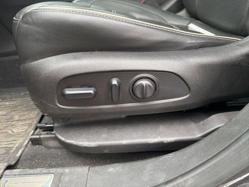 Used 2018 GMC Acadia Denali w/ Technology Package image 39