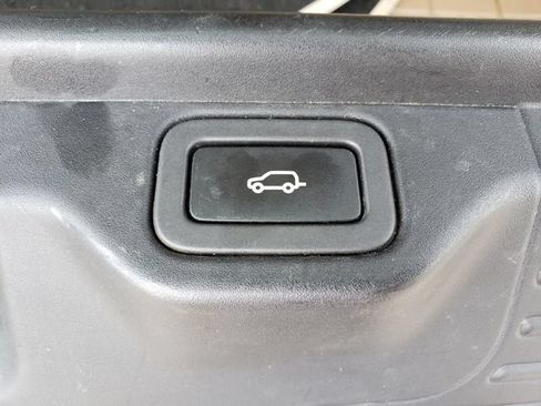 Used 2017 Land Rover Range Rover HSE AWD/4WD image 11