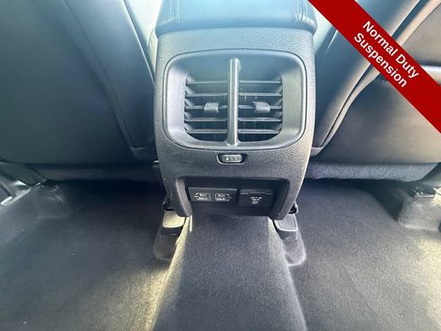 Used 2022 Jeep Cherokee Latitude Lux w/ Sun & Sound Group AWD/4WD image 41