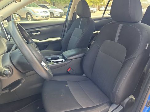 Used 2024 Nissan Sentra SV FWD image 14
