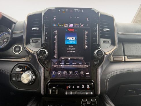 Used 2019 RAM 1500 Limited image 8