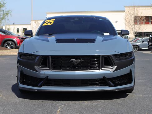 Used 2025 Ford Mustang Dark Horse image 37