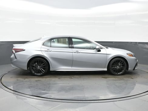 Used 2024 Toyota Camry XSE image 7