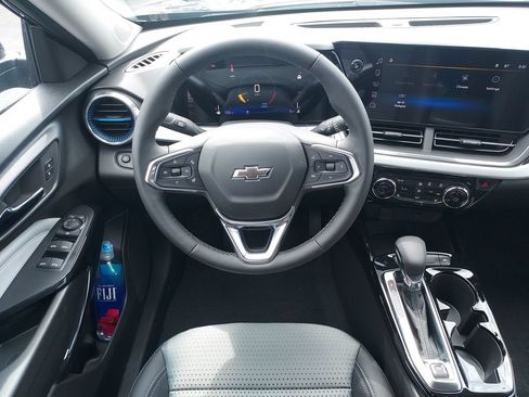 New 2026 Chevrolet Trax LT w/ Driver Confidence Package FWD image 16