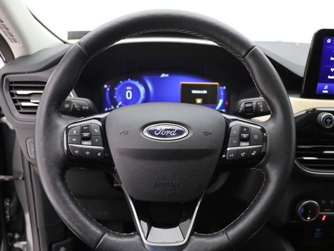 Used 2022 Ford Escape Titanium w/ Titanium Elite Package image 18