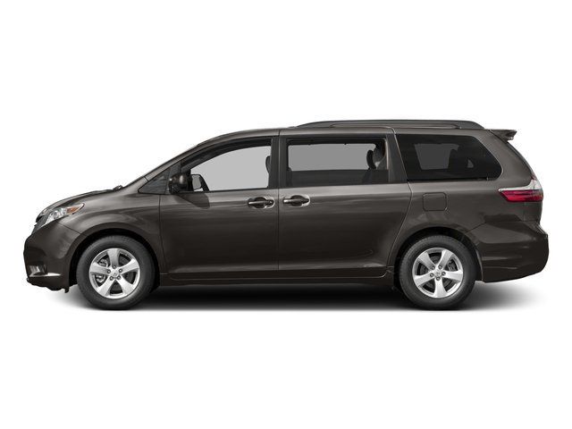 Used 2017 Toyota Sienna LE FWD image 3