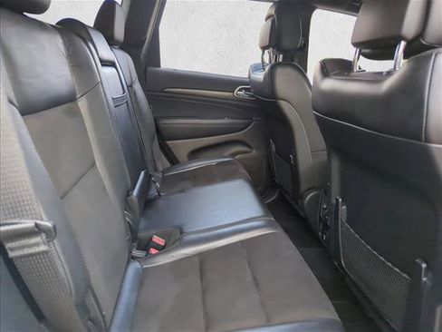 Used 2020 Jeep Grand Cherokee Altitude image 20