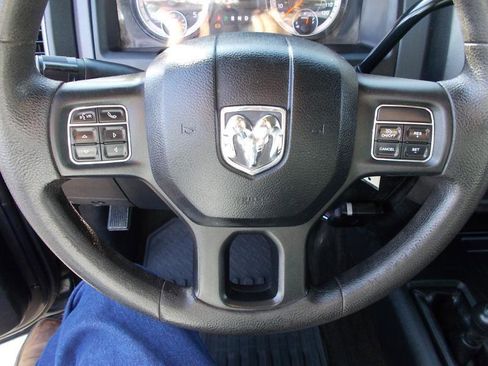 Used 2016 RAM 3500 Tradesman w/ Popular Equipment Group image 32