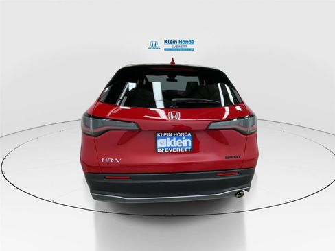 Certified 2025 Honda HR-V Sport image 9