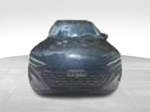 Used 2024 Audi Q8 e-tron Prestige w/ Prestige Package AWD/4WD image 3