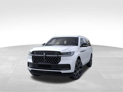 New 2026 Lincoln Navigator L Black Label AWD/4WD image 2