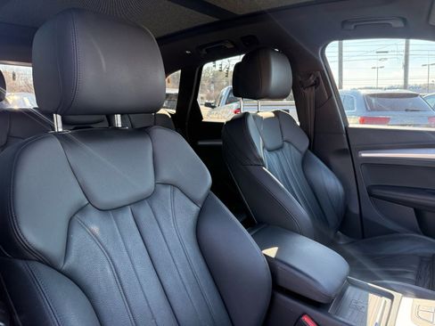 Used 2020 Audi Q5 2.0T Titanium Premium Plus w/ Premium Plus Package image 36