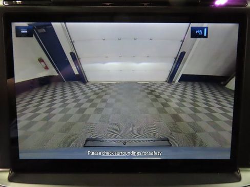 Used 2023 Ford F150 Platinum w/ Equipment Group 701A High image 21