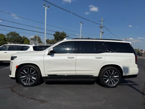 Used 2021 Cadillac Escalade Sport image 5