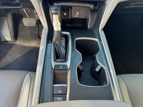 Used 2019 Honda Accord EX-L image 17