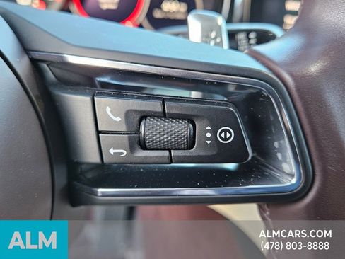 Used 2022 Porsche Panamera 4 image 28