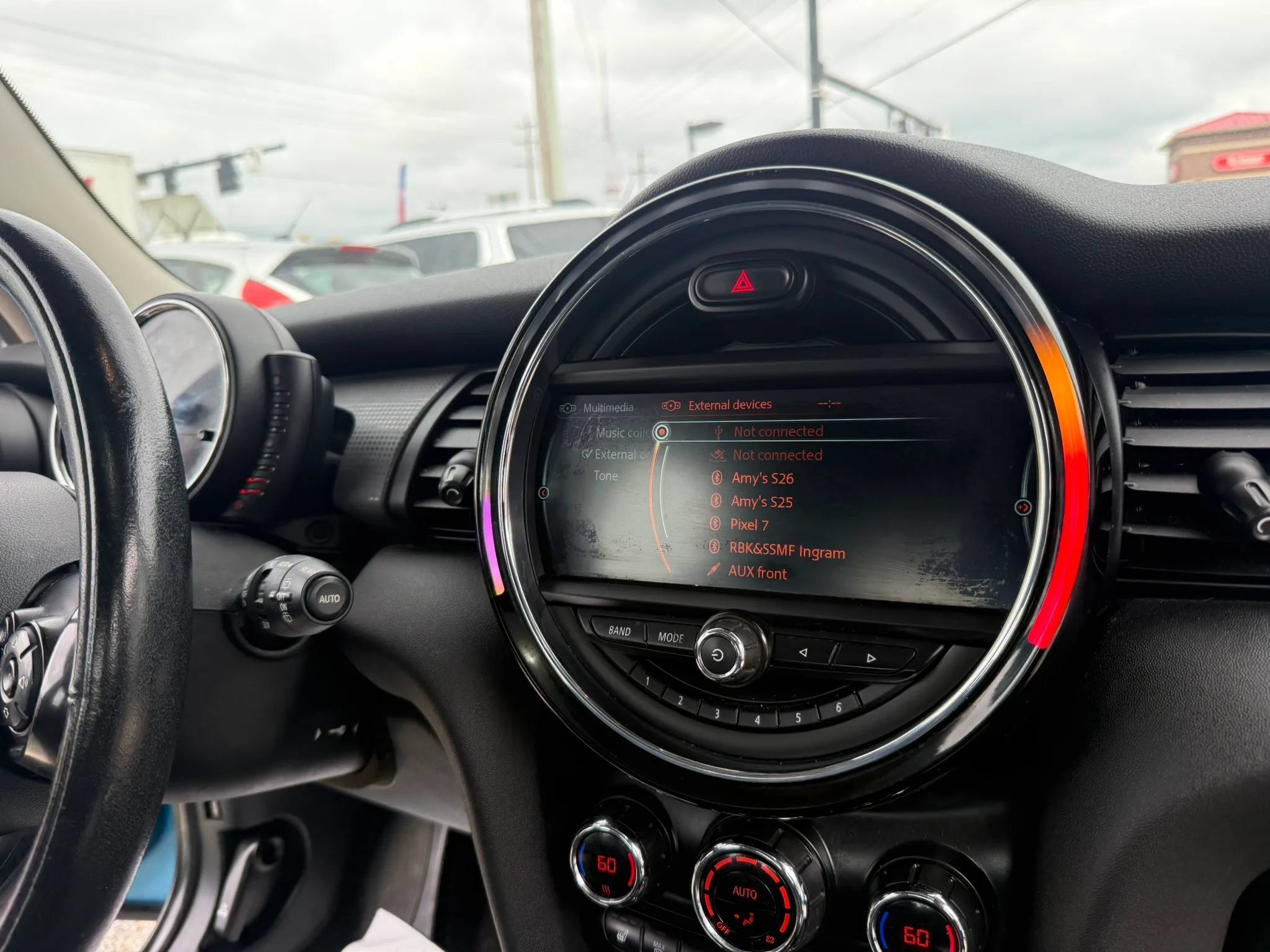 Used 2016 MINI Cooper 4-Door Hardtop FWD image 24