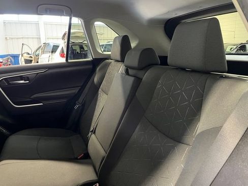 Used 2023 Toyota RAV4 XLE FWD image 19