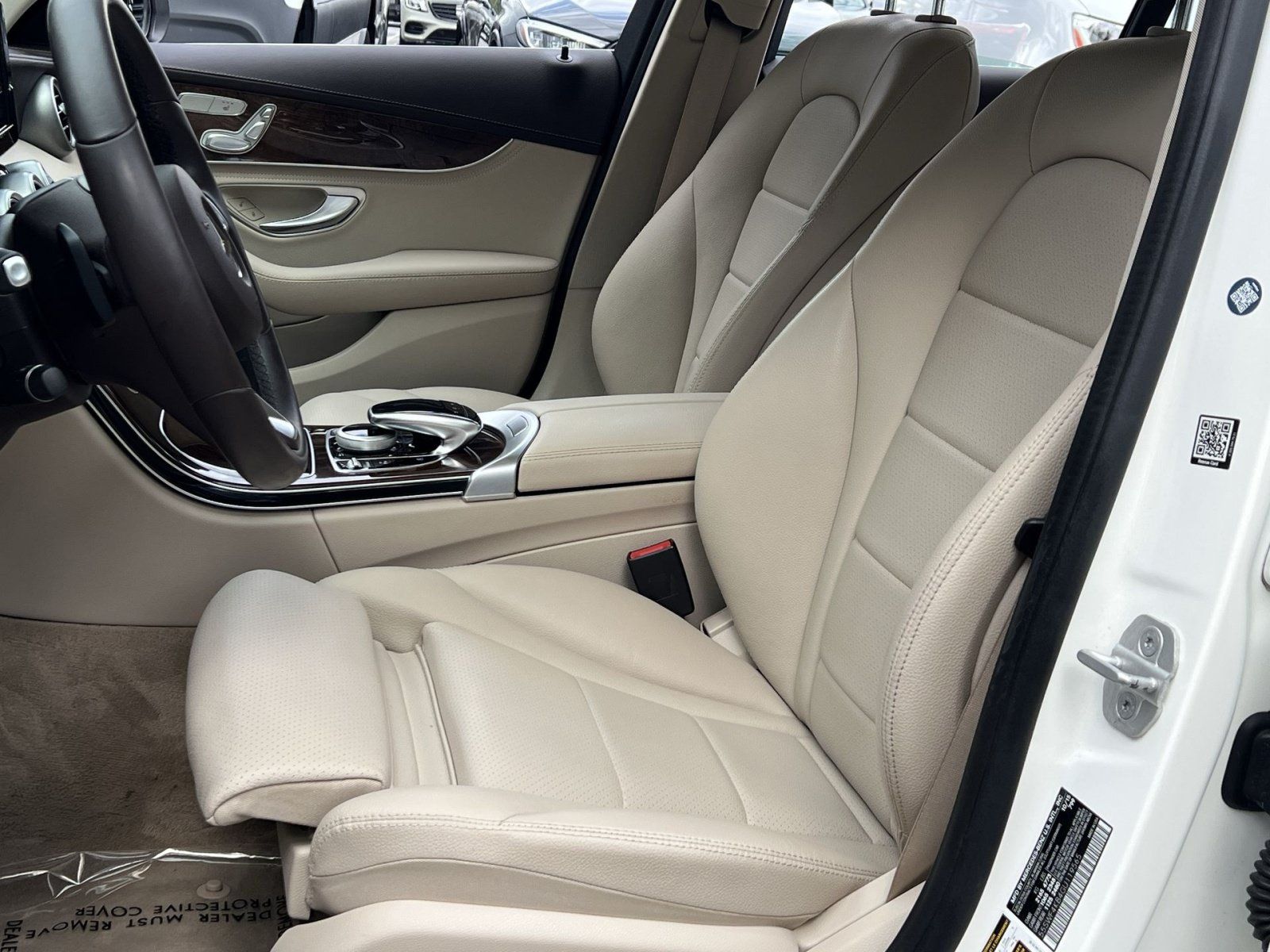 Used 2016 Mercedes-Benz C 300 4MATIC Sedan image 18