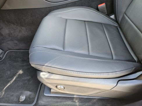 New 2026 Mercedes-Benz GLE 450 4MATIC image 24