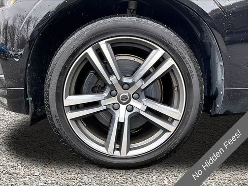 Used 2018 Volvo XC60 T6 Momentum w/ Convenience Package AWD/4WD image 8