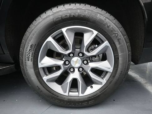 Used 2023 Chevrolet Tahoe LT w/ LT Signature Plus Package AWD/4WD image 11