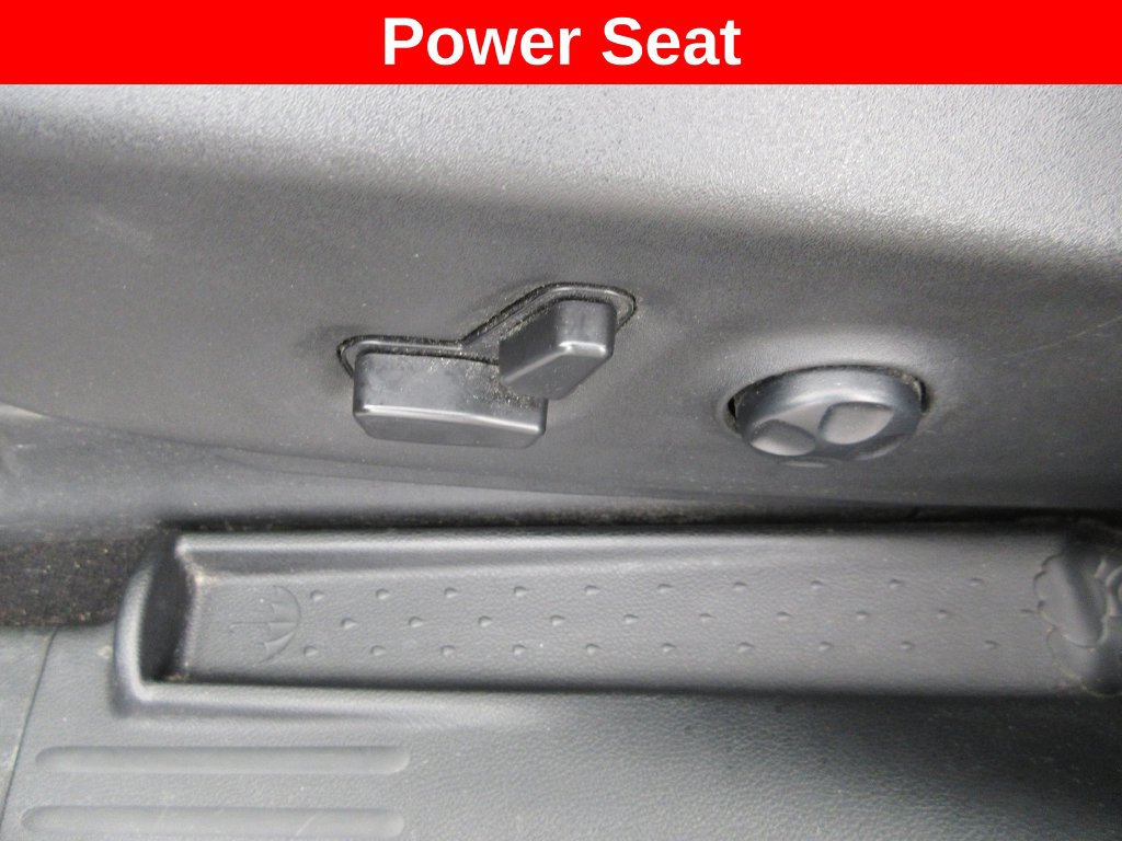 Used 2023 Chrysler Pacifica Touring-L w/ S Appearance Package FWD image 26