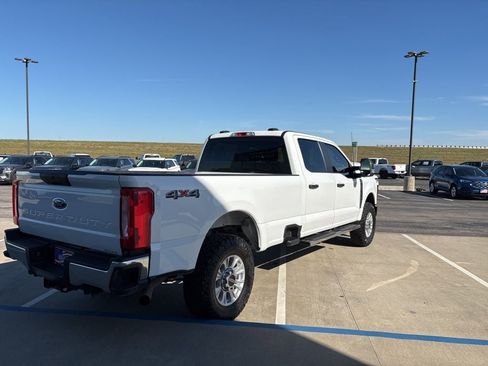 Used 2023 Ford F350 XL w/ Camper Package image 5
