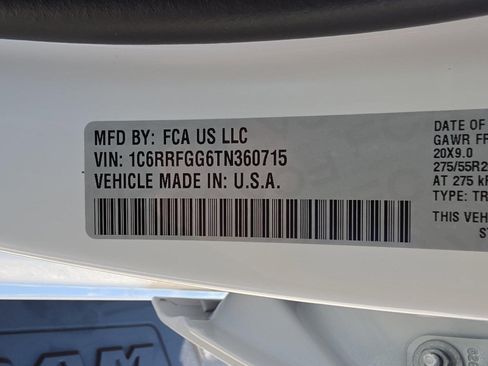New 2026 RAM 1500 Express AWD/4WD image 36