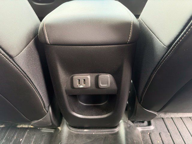 Used 2022 GMC Canyon Denali AWD/4WD image 15